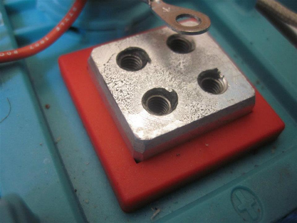 Shot of terminal. The only contact was the actual screw threads, this explains the voltage drop.