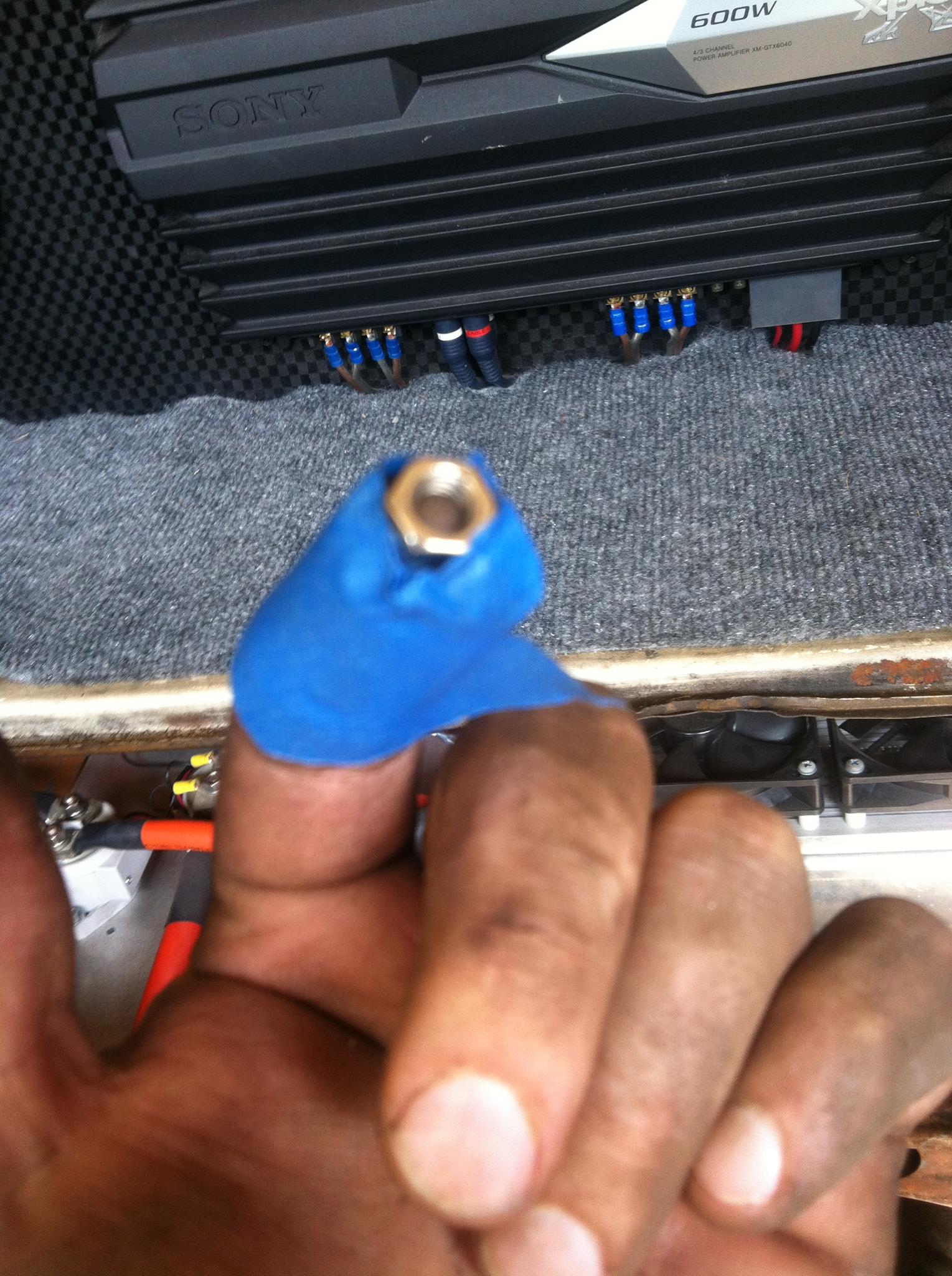 How to get a small nut into a tight place (ooh err missus)