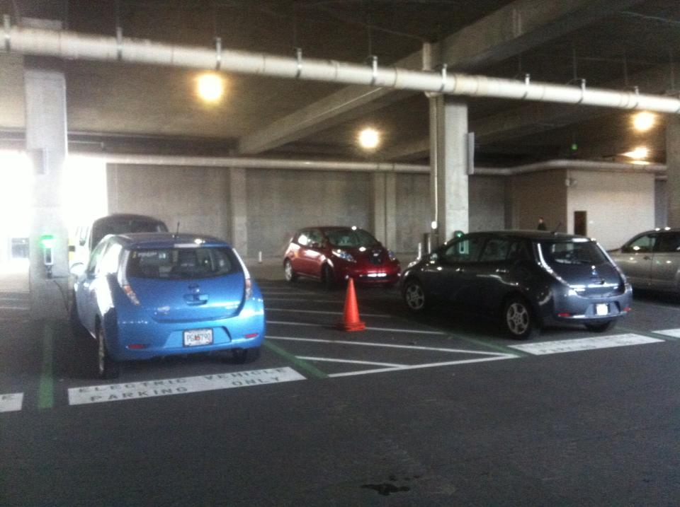Full house! All 4 chargers in use!